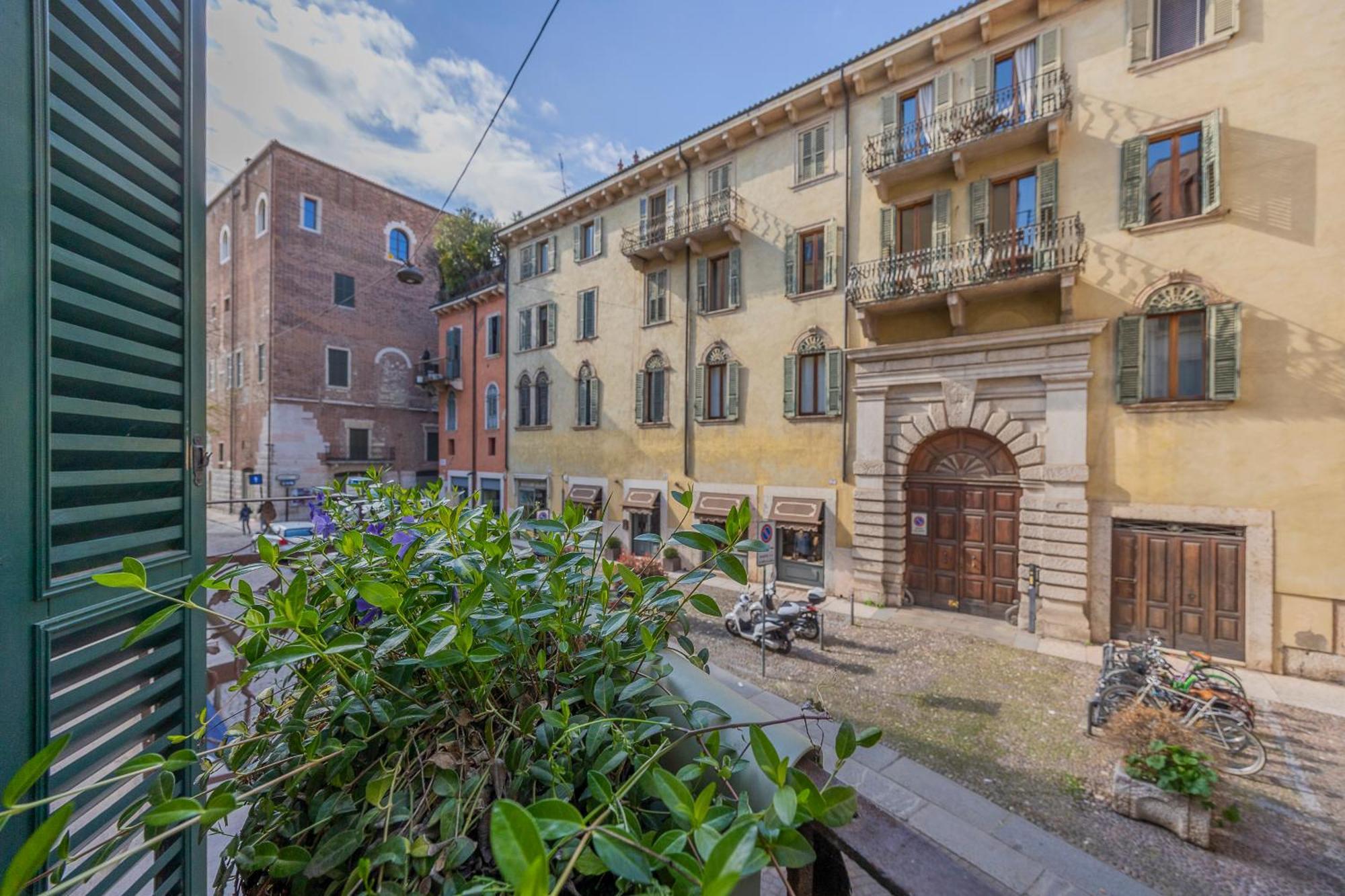 Domus Largo Pescheria Verona Exterior photo